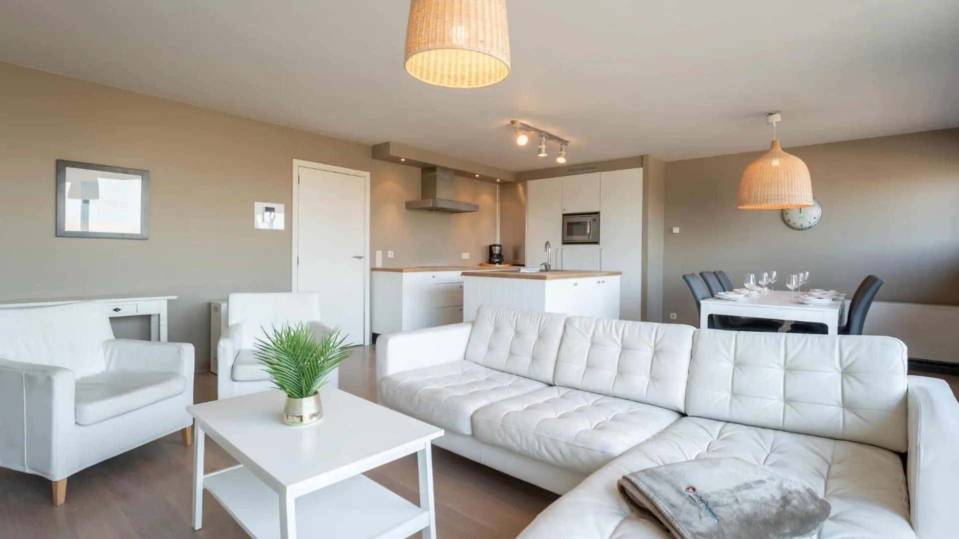 Apartment Residentie Albatros By Interhome Bredene