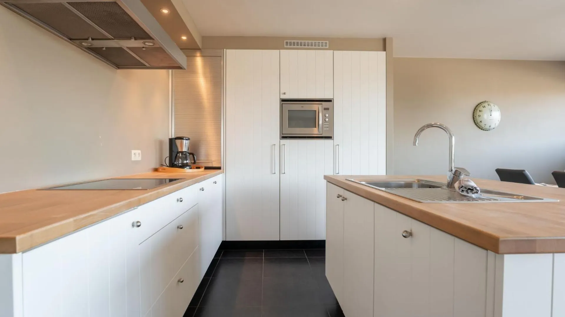 Apartment Residentie Albatros By Interhome Bredene