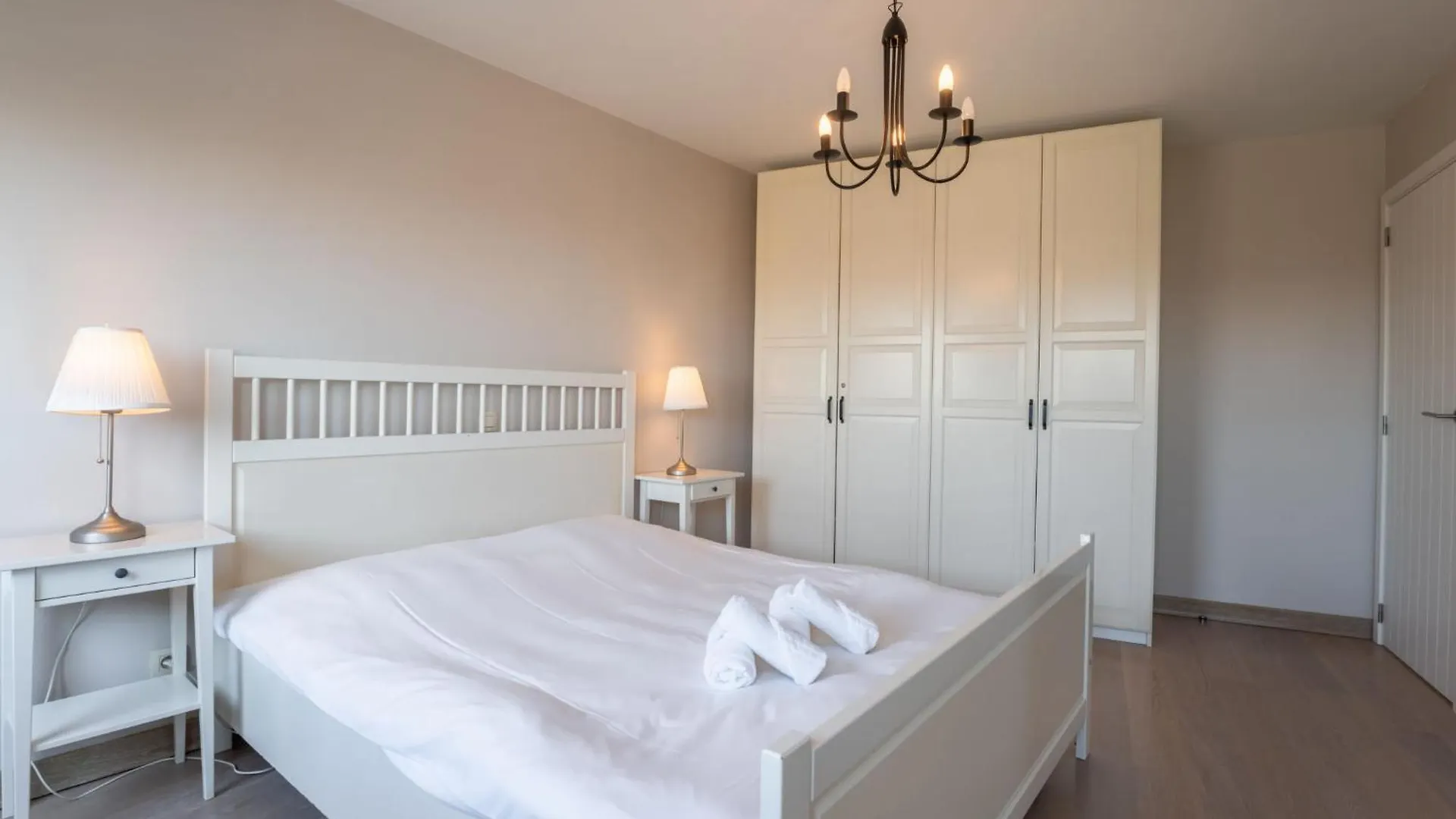 Apartment Residentie Albatros By Interhome Bredene